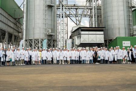 Под Орлом запустили семенной центр «Курсар»: 20 тыс. тонн семян в год и ставка на свою селекцию