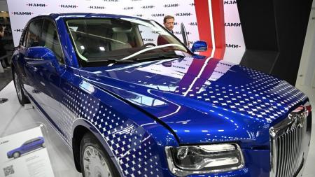 В России показали Senat 900 — «доступный» отпрыск Aurus от завода в Петербурге